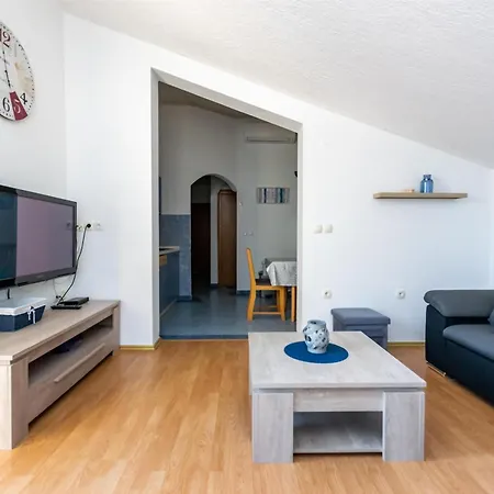 Apartments Miranda Lopar Exterior photo