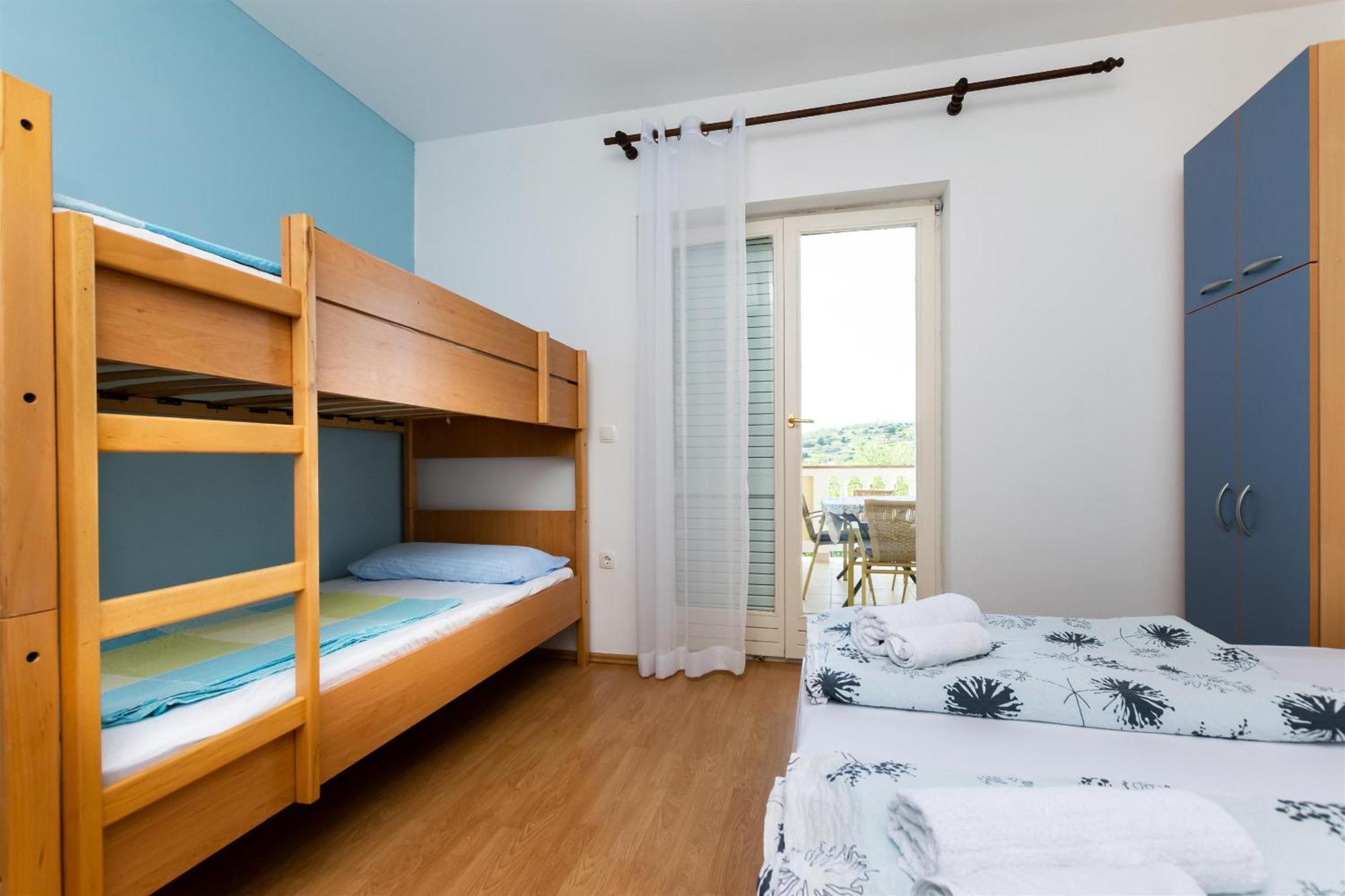 Apartment Miranda Lopar